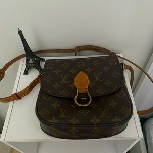 Preloved authentic Louis Vuitton messenger bag
